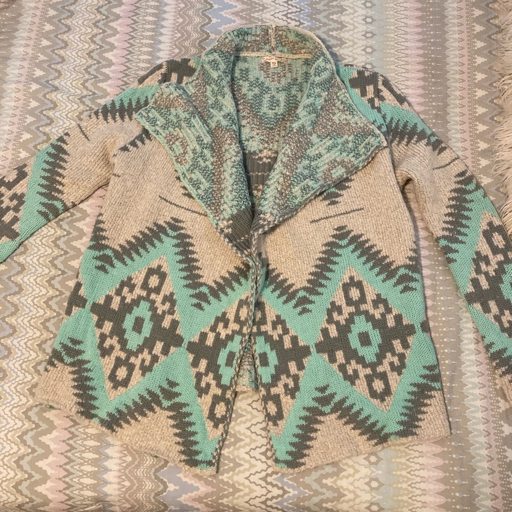 Vici Cardigan Sz M/L like new excellent condition!